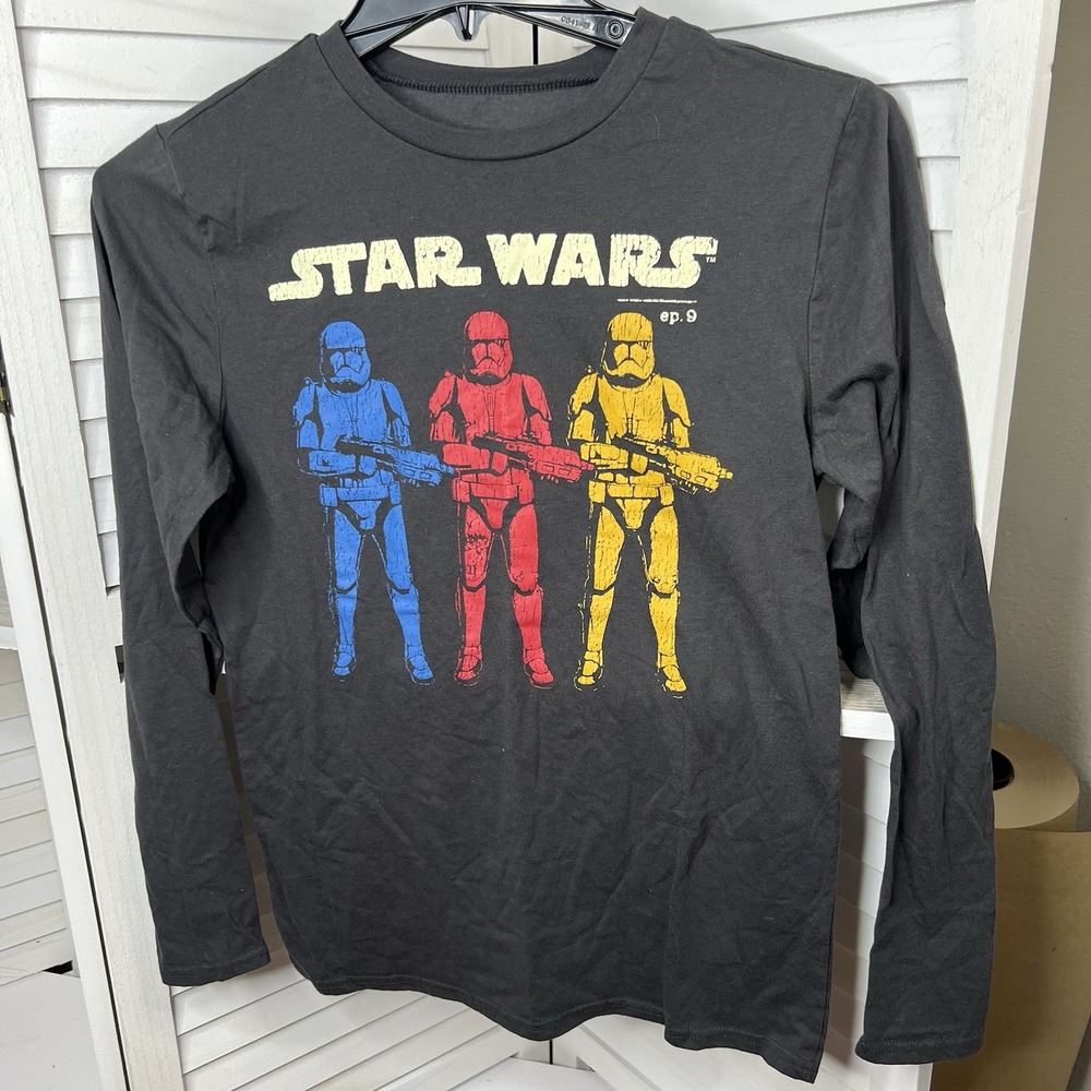 Fifth Sun Star Wars Episode 9 Long Sleeve T-Shirt Multicolored Stormtrooper Sz S